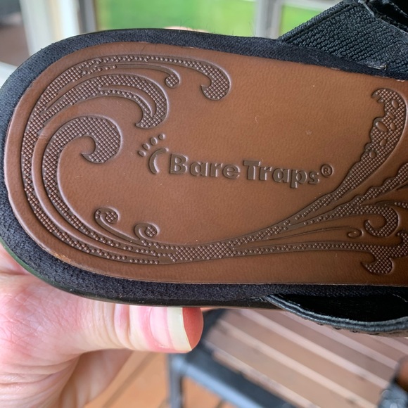 Bare Traps Quarter Black Clogs Mules-Y2K-Leather-Women’s-Size 9M-Comfort - Picture 5 of 8